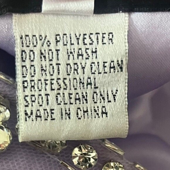 Welcome to my closet! - Picture 7 of 10